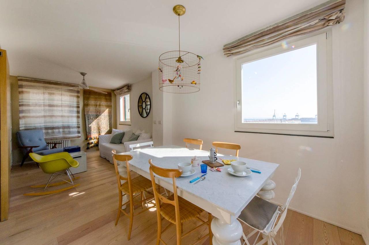 Joivy Sunny Apartment With Panoramic Terrace And Stunning View Genoa Exterior photo